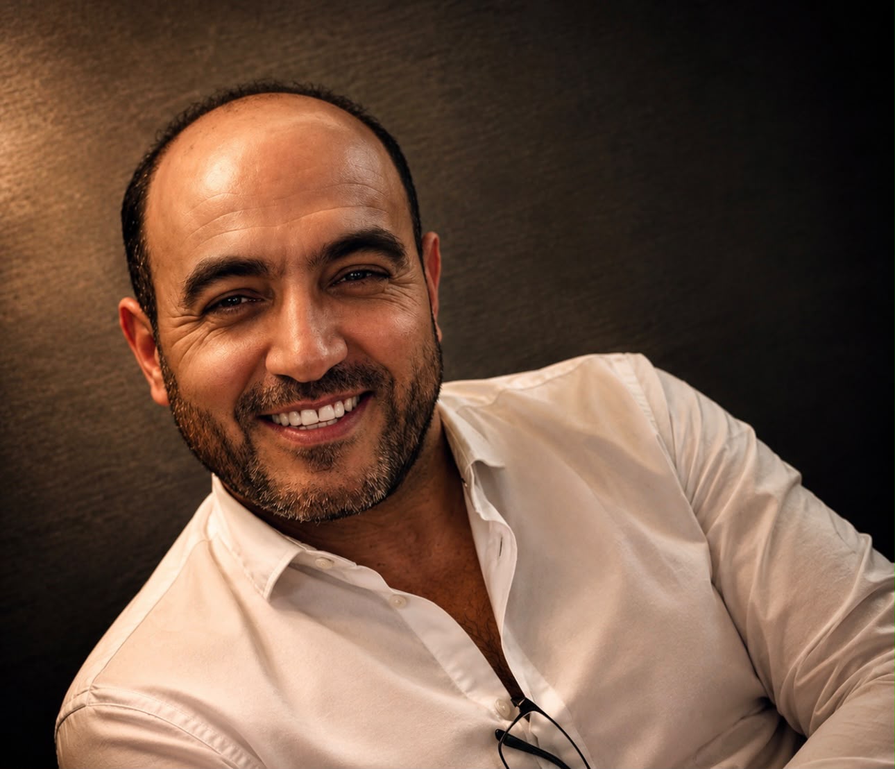 Portrait de Elalami Michel, responsable administration de Tennis Spora